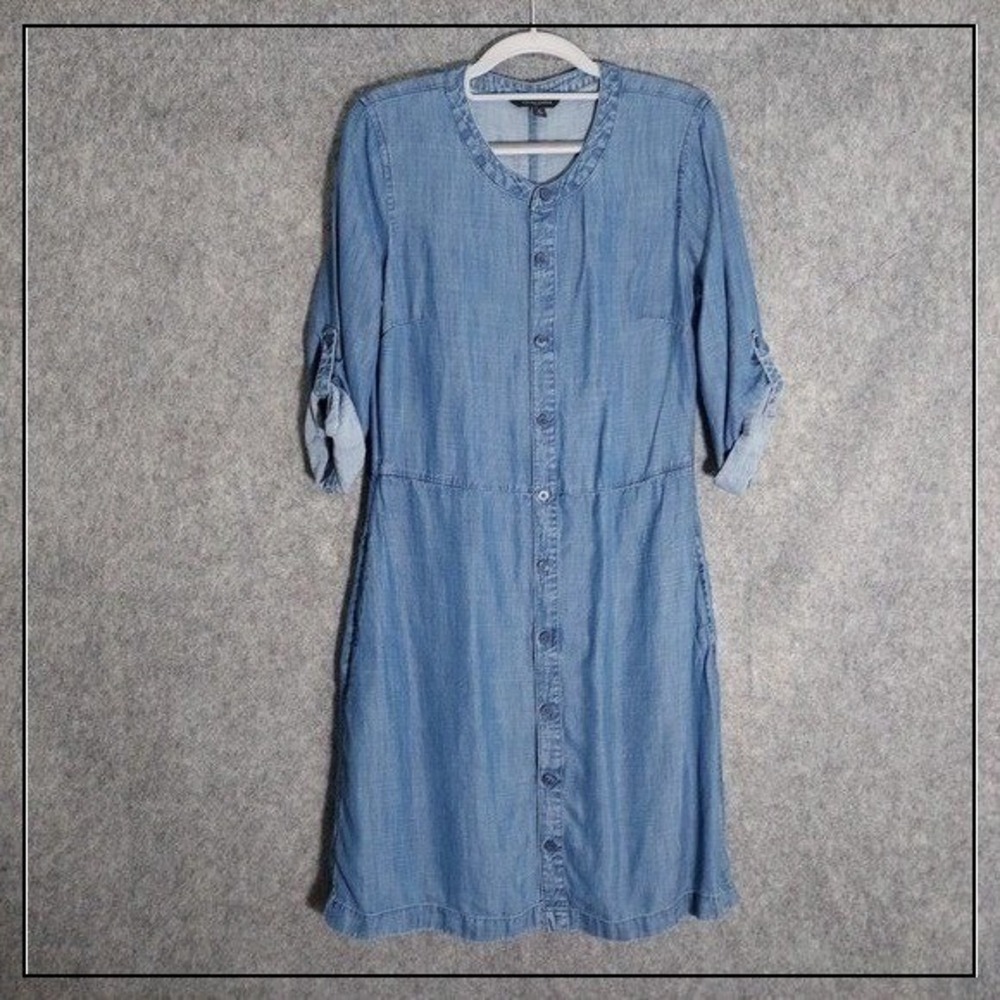 Banana Republic Shirt Dress Women 6 Blue Chambray Roll Tab Casual Travel Classic